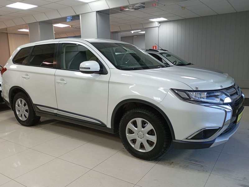 Mitsubishi, Outlander, III Рестайлинг 2, 2.0 CVT (146 л.с.) 4WD,