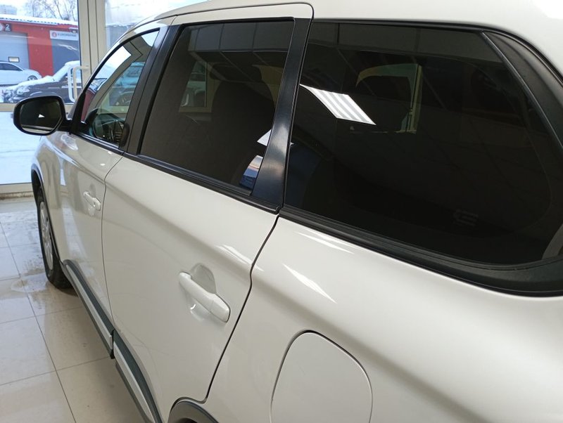 Mitsubishi, Outlander, III Рестайлинг 2, 2.0 CVT (146 л.с.) 4WD,