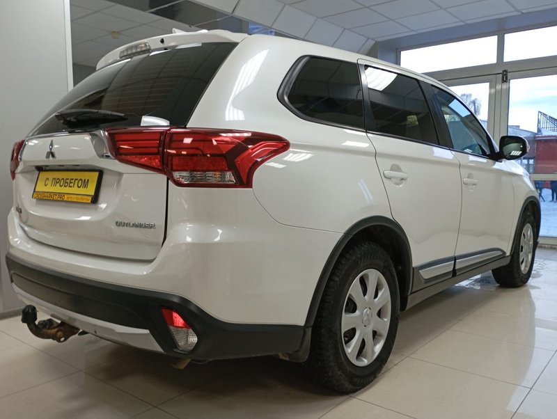 Mitsubishi, Outlander, III Рестайлинг 2, 2.0 CVT (146 л.с.) 4WD,