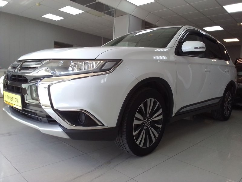 Mitsubishi, Outlander, III Рестайлинг 2, 2.0 CVT (146 л.с.),