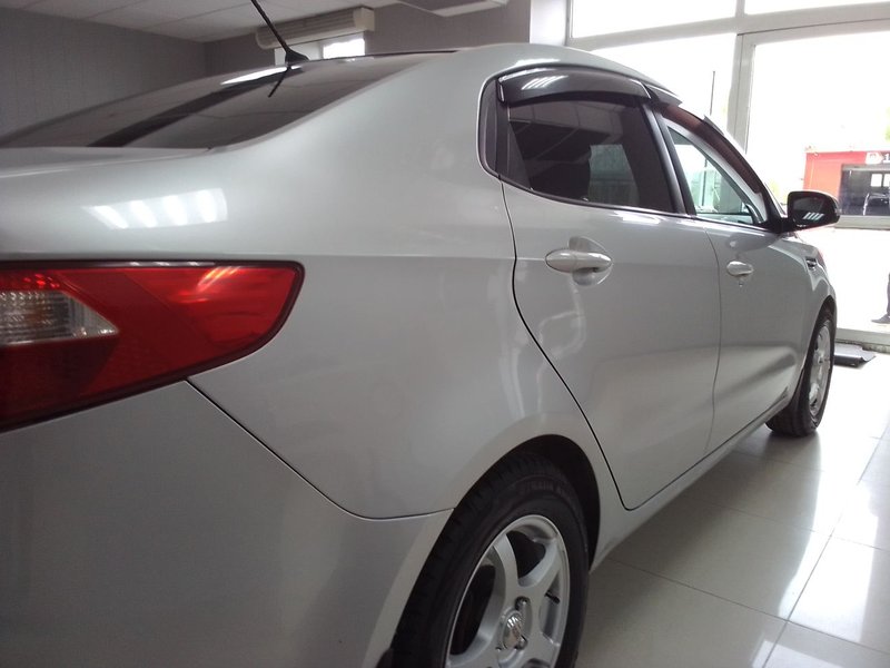 Kia, Rio, III, 6-speed 1.6 MT (123 л.с.),
