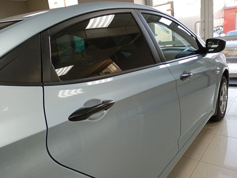 Hyundai, Solaris, I, 1.4 AT (107 л.с.),