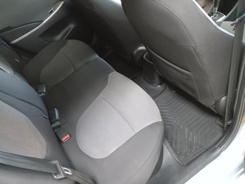 Hyundai, Solaris, I, 1.4 AT (107 л.с.),