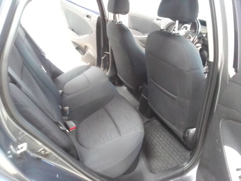 Hyundai, Solaris, I, 1.6 AT (123 л.с.),